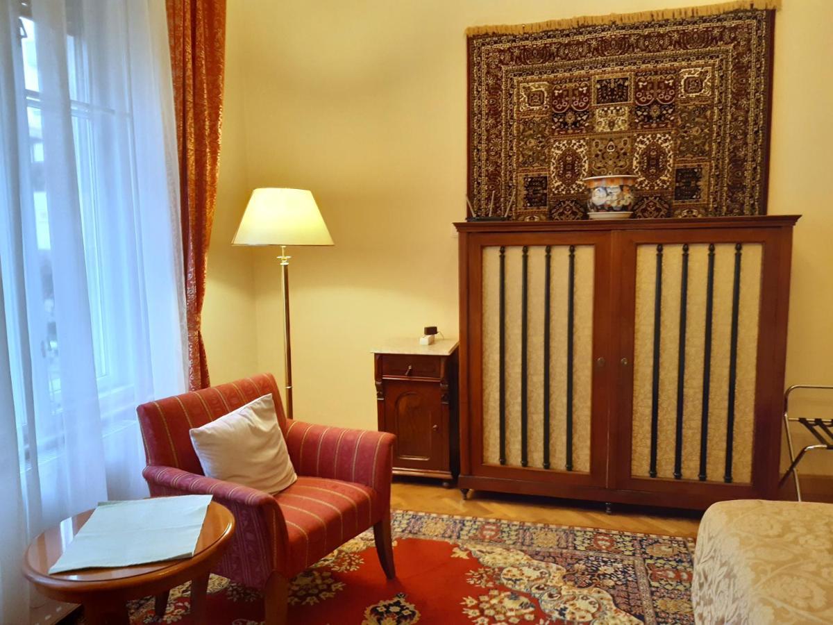 Swan Apartment Budapest Exterior photo